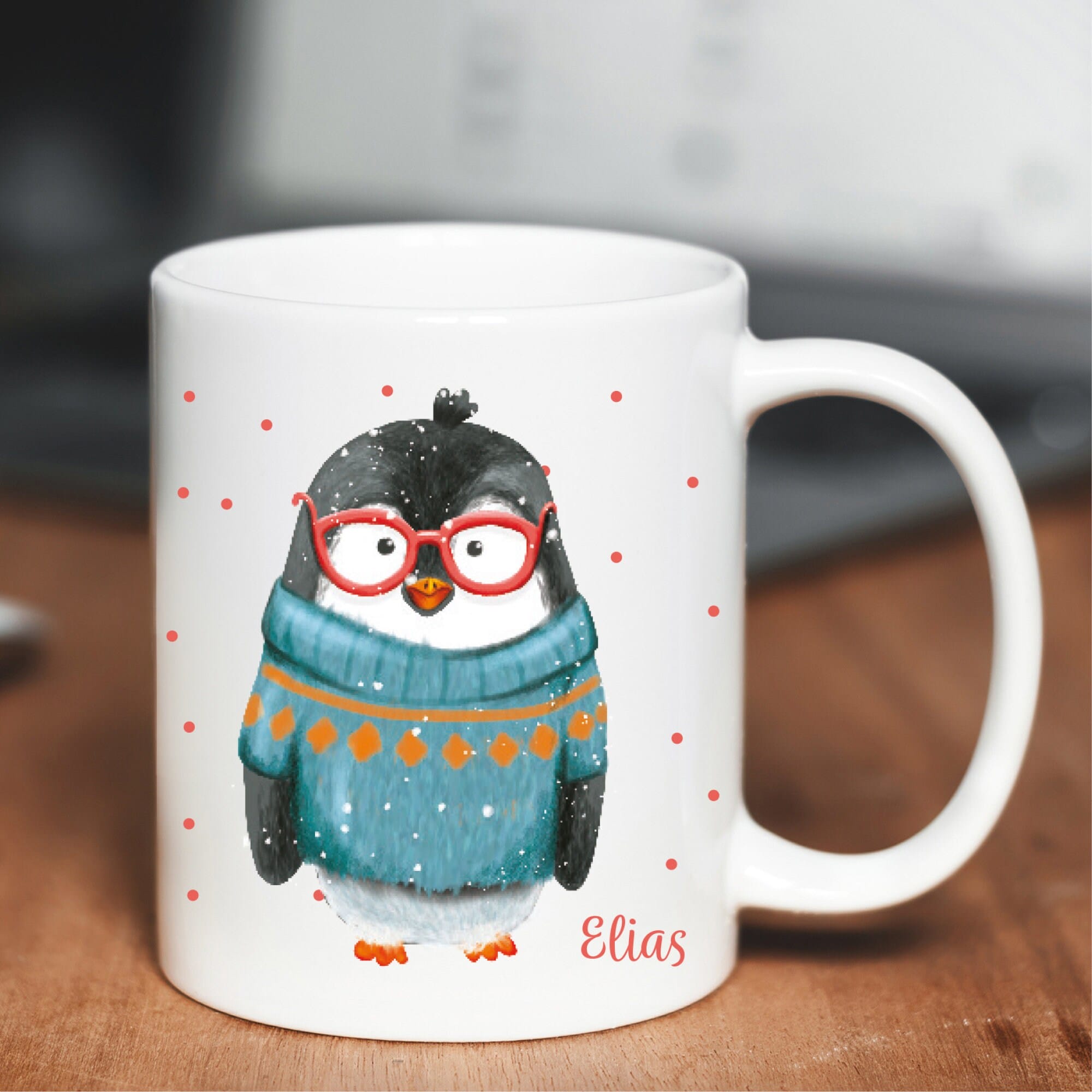 Tasse Winter bedruckt Pinguin mit blauem Pulli Pinguintasse personalisierbar mit Wunschnamen Penguin