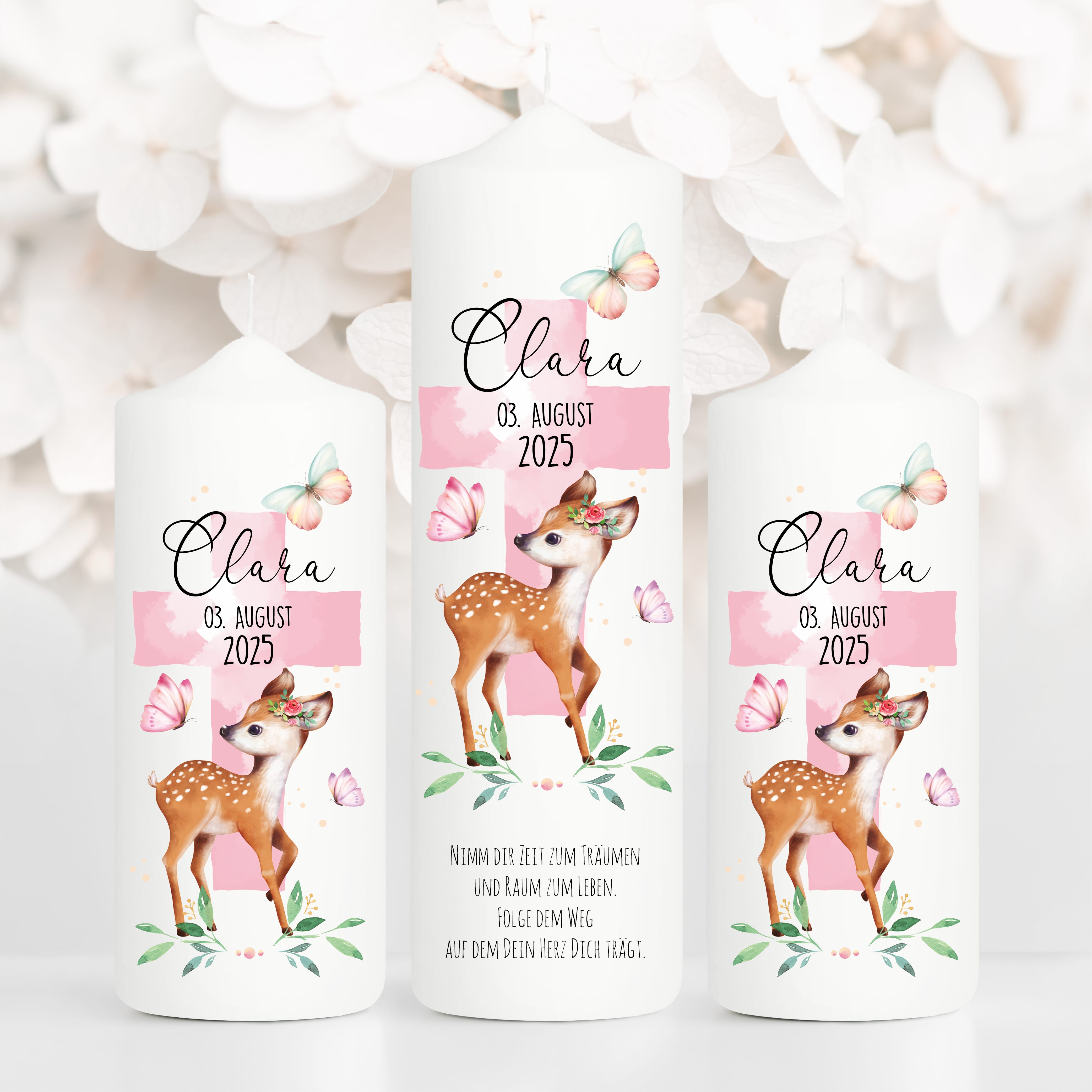 Auf dem Bild ist das Produkt: Taufkerze Junge Mädchen Reh Rehkitz heiliges Kreuz pastell mit Namen Datum und auf Wunsch eigenem vorgegebenem oder keinem Taufspruch zum Preis von €6.4 abgebildet.