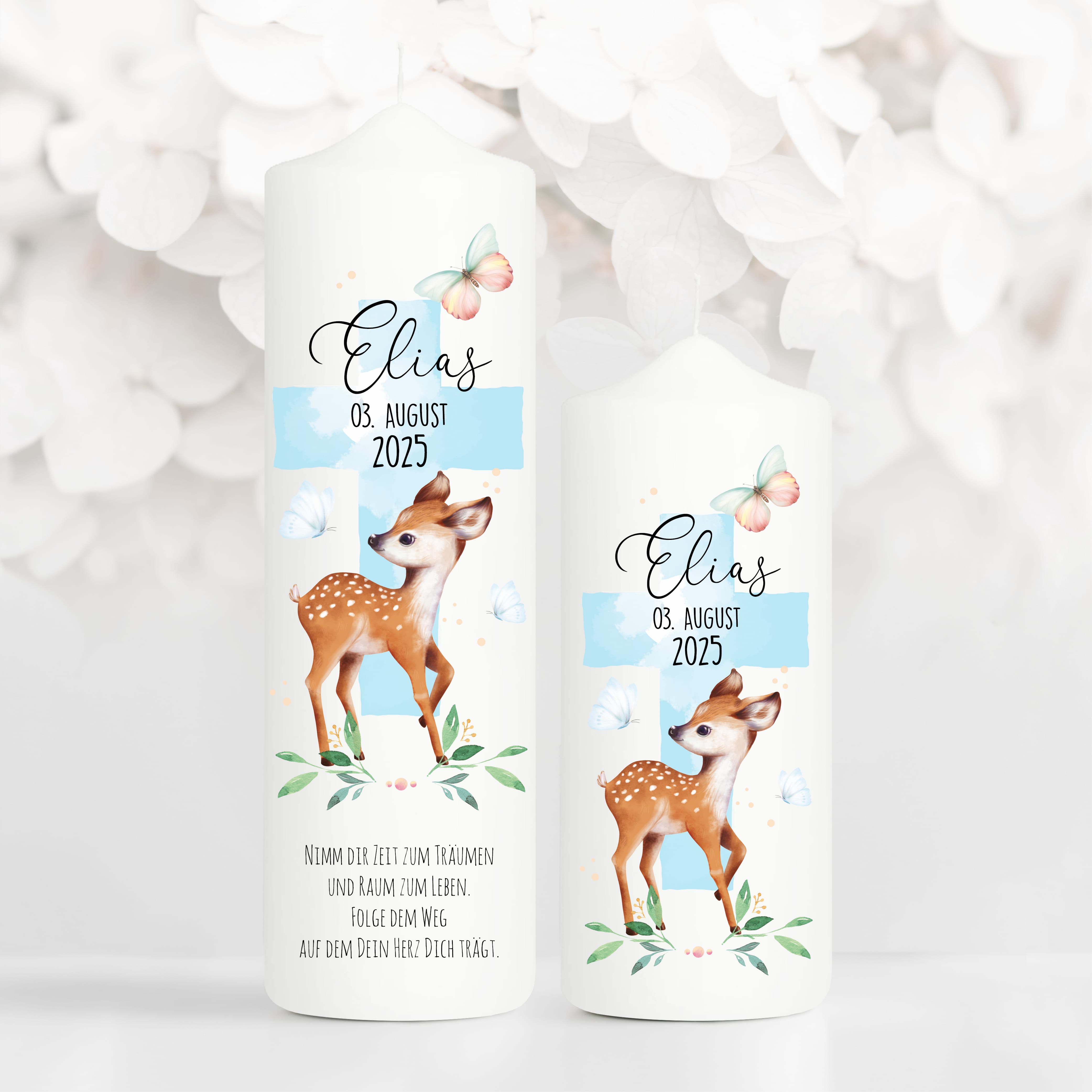 Auf dem Bild ist das Produkt: Taufkerze Junge Mädchen Reh Rehkitz heiliges Kreuz pastell mit Namen Datum und auf Wunsch eigenem vorgegebenem oder keinem Taufspruch zum Preis von €6.4 abgebildet.