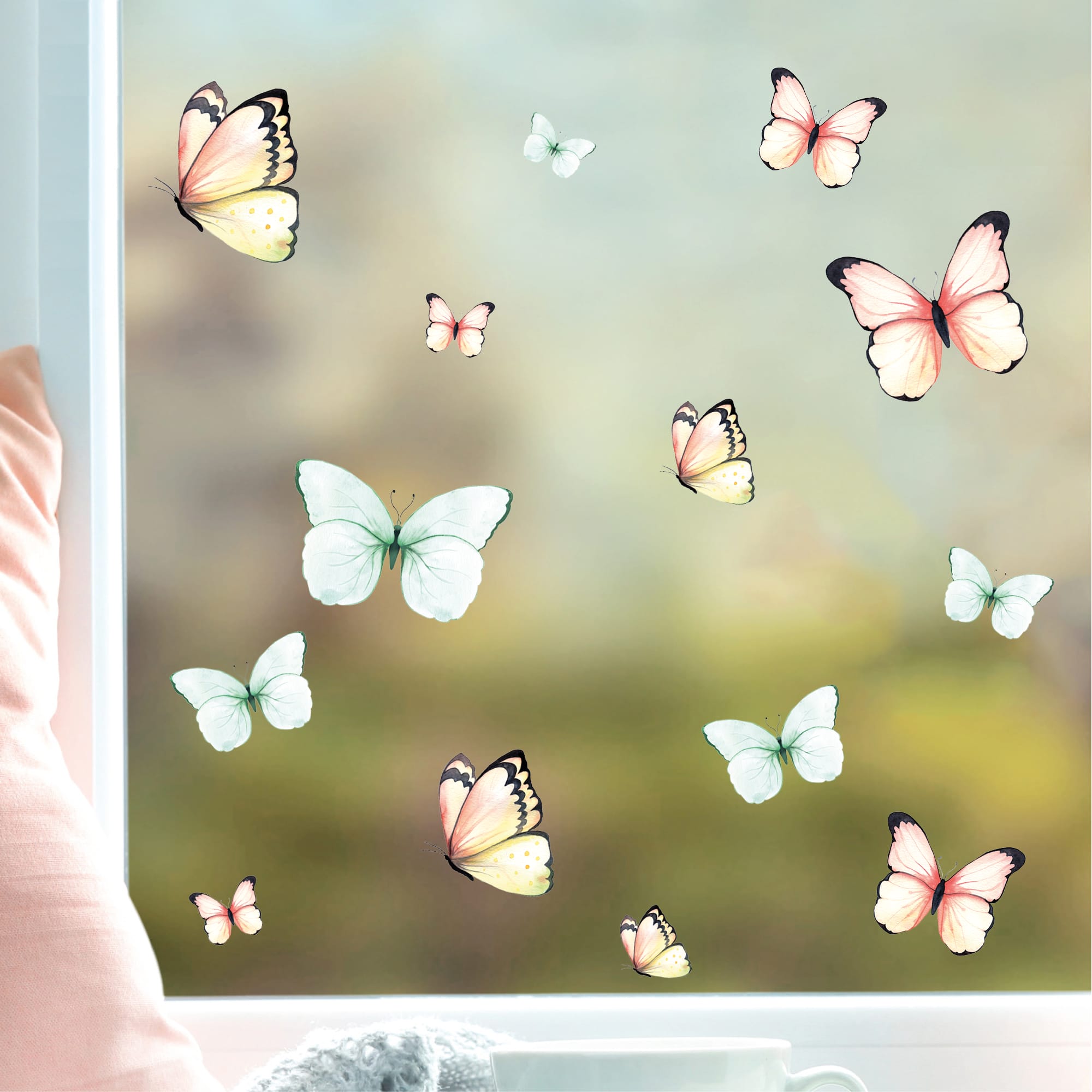 Auf dem Bild ist das Produkt: Fensterbild Frühling Ostern wiederverwendbar 25 Schmetterlinge im Set Fensterdeko Kinderzimmer Kind zum Preis von €13.90 abgebildet.