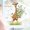 Auf dem Bild ist das Produkt: Wiederverwendbares Fensterbild Frühling Giraffe mit Schmetterlingen Fensterdeko Kinderzimmer Kind zum Preis von €13.9 abgebildet.