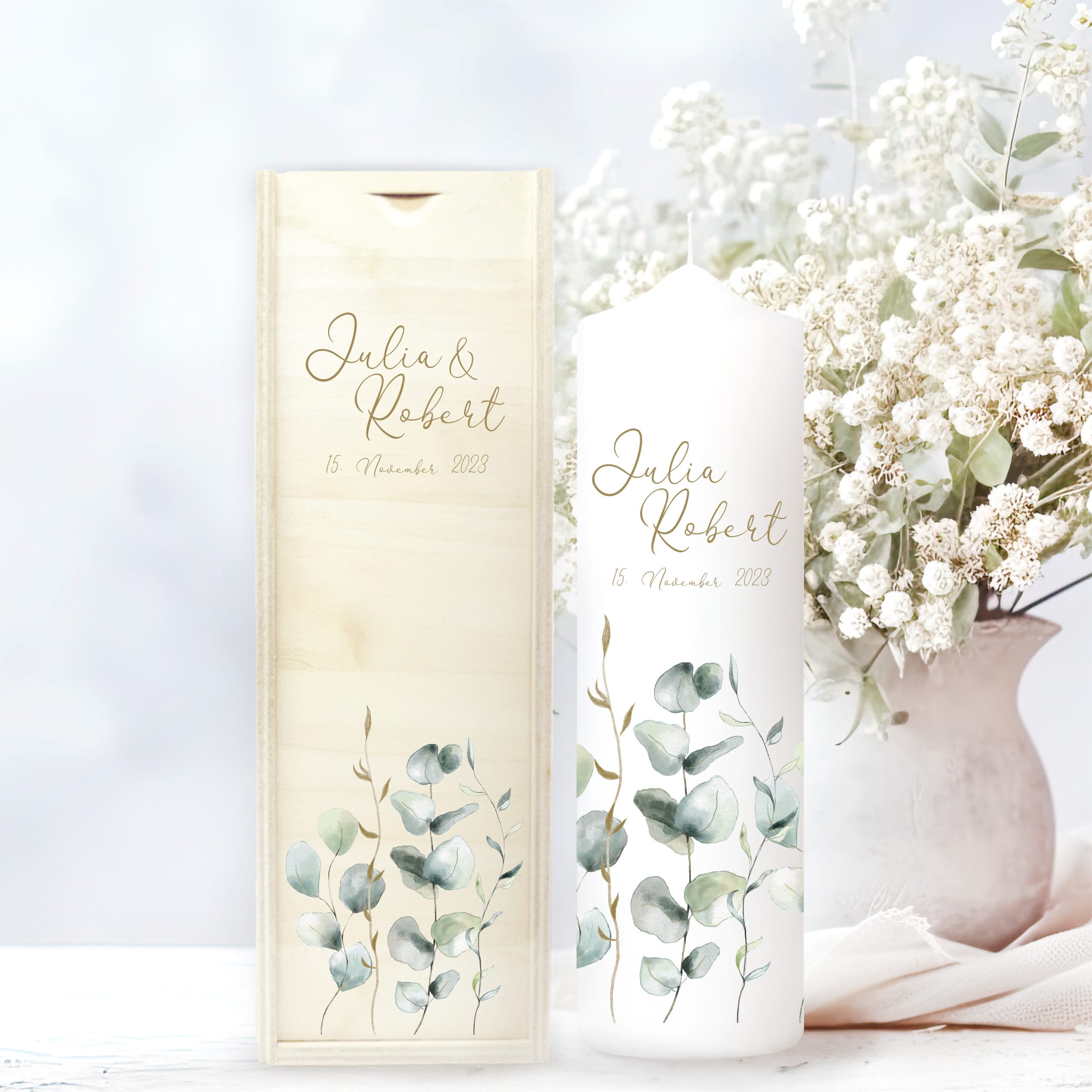 Weiße Hochzeitskerze Geburtstagskerze mit mehreren Eukalyptuszweigen Boho personalisiert Hochzeitsgeschenk Spruch