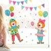 Auf dem Bild ist das Produkt: Fensterbild Karneval Clowns Girlande Luftballons wiederverwendbar Frühling bunte Dreiecke Fasching farbig zum Preis von €17.9 abgebildet.