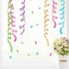 Auf dem Bild ist das Produkt: Fensterbild Karneval Luftschlangen Konfetti Girlande wiederverwendbar Frühling bunte Schlangen Fasching farbig zum Preis von €17.9 abgebildet.
