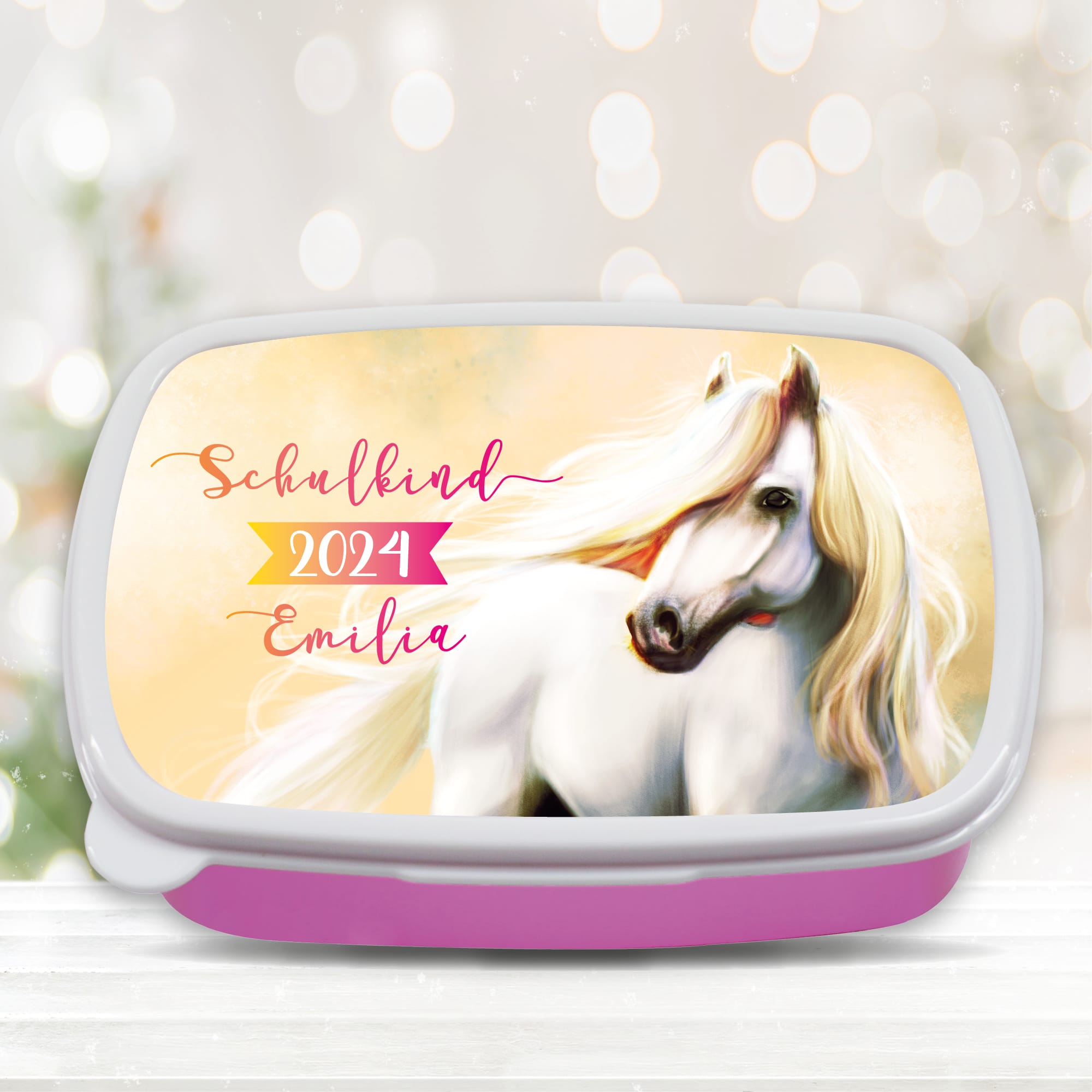 Auf dem Bild ist das Produkt: Brotdose Pferd personalisiert mit Wunschnamen Vesperbox Geschenk anpassbar Einschulung Mädchen zum Preis von €19.9 abgebildet.