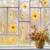 Auf dem Bild ist das Produkt: Fensterbild Gerbera wiederverwendbar pastell Blumen bunt florale Fensterdekoration zum Preis von €13.90 abgebildet.