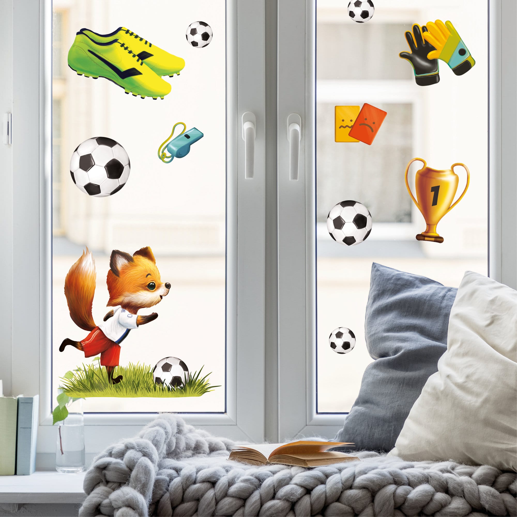 Fensterbild Fuchs Fußballer in verschiedenen Farben wiederverwendbar Kinderzimmer Fußball Fußballfan EM WM Sport Team Soccer Fensterdeko