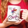 Anpassbare Tasse Einschulung Mädchen auf dem Fahrrad Wunschname Ab heute bin ich ein Schulkind Geschenk Schulanfang Schulranzen Zuckertüte Auf dem Bild ist das Produkt: Anpassbare Tasse Einschulung Mädchen auf dem Fahrrad Wunschname Ab heute bin ich ein Schulkind Geschenk Schulanfang Schulranzen Zuckertüte zum Preis von €18.9 abgebildet.