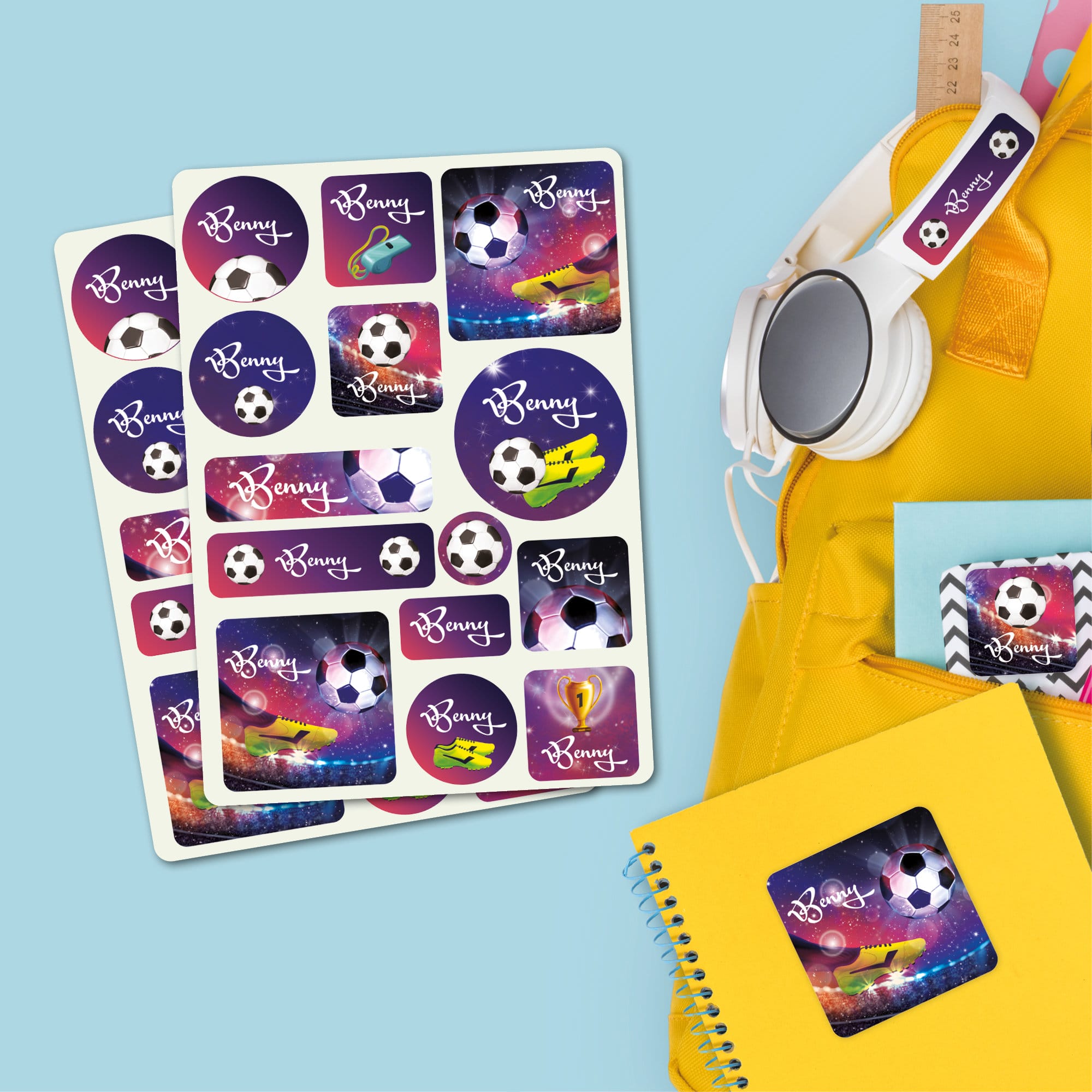 Namensaufkleber Sticker Fußball lila Wunschname Set Aufkleber Fussball Schule Kindergarten Aufkleberset Name Einschulung Bücheraufkleber