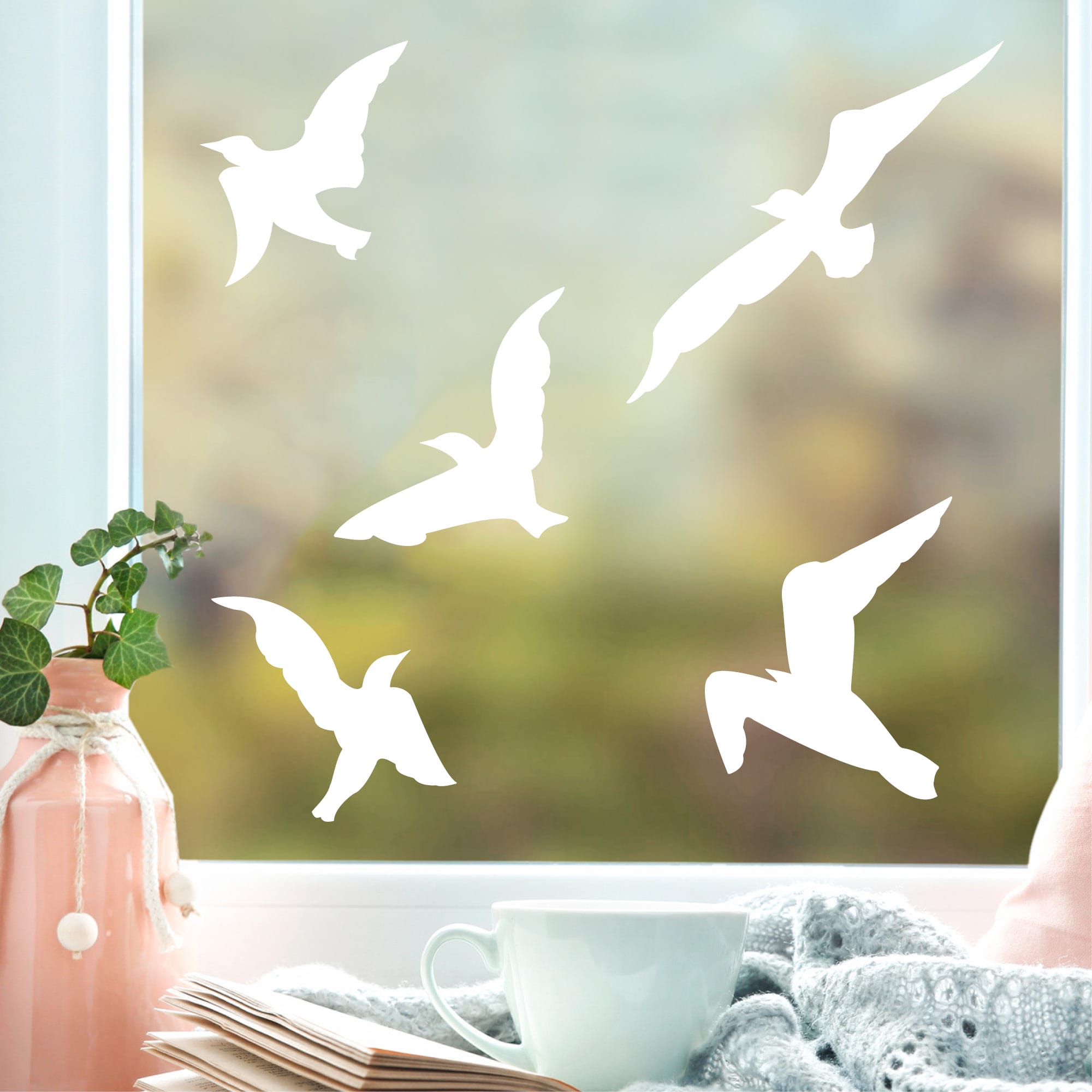 Auf dem Bild ist das Produkt: Fensteraufkleber 20 Vogelaufkleber für Fenster weiß schwarz Vogelschlag Vogelschutz Glastüren wiederverwendbar zum Preis von €13.90 abgebildet.