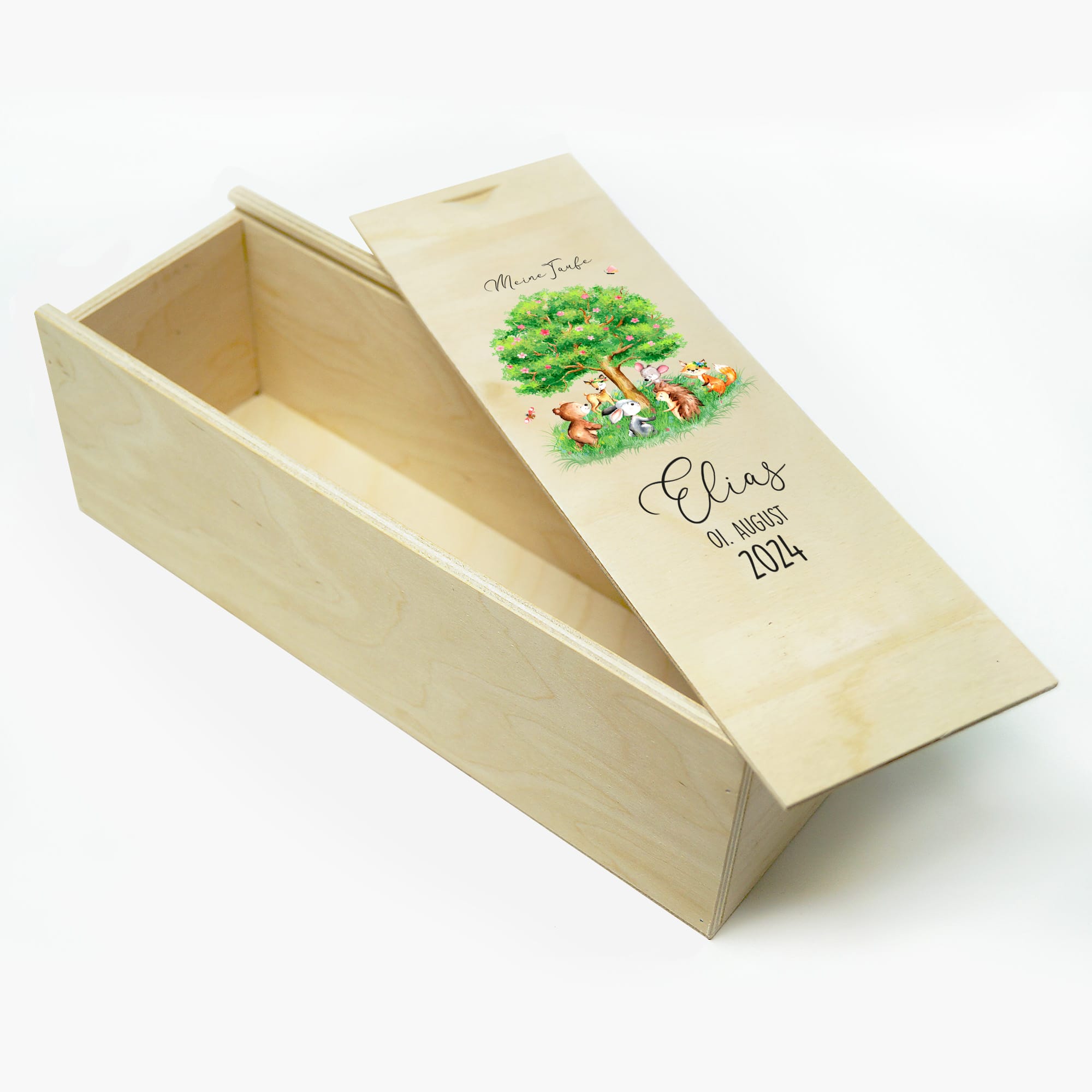 Auf dem Bild ist das Produkt: Taufkerze Lebensbaum Waldtiere Kerze zur Taufe Baum mit Tieren Taufspruch individualisierbar zum Preis von €6.40 abgebildet.